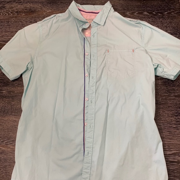 Men’s short sleeve button down shirt - Picture 1 of 2